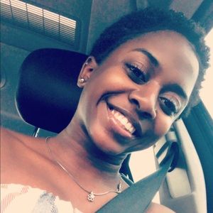 Meet your Posher, Lanaya